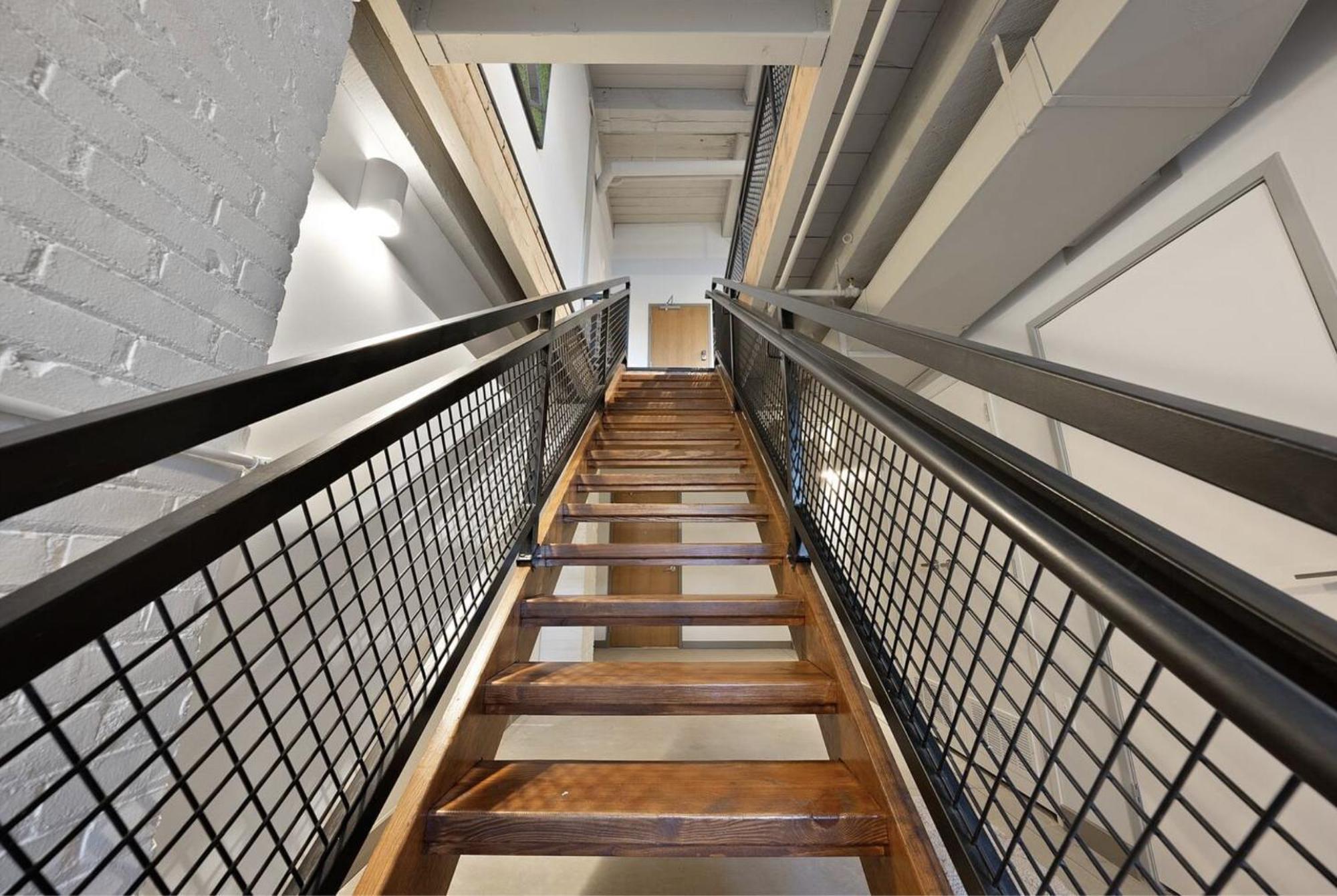 Apartment 2125 Superior Living
