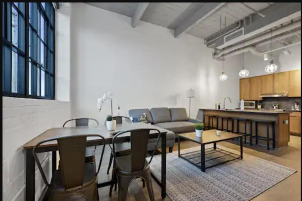 2125 Superior Living * Cleveland