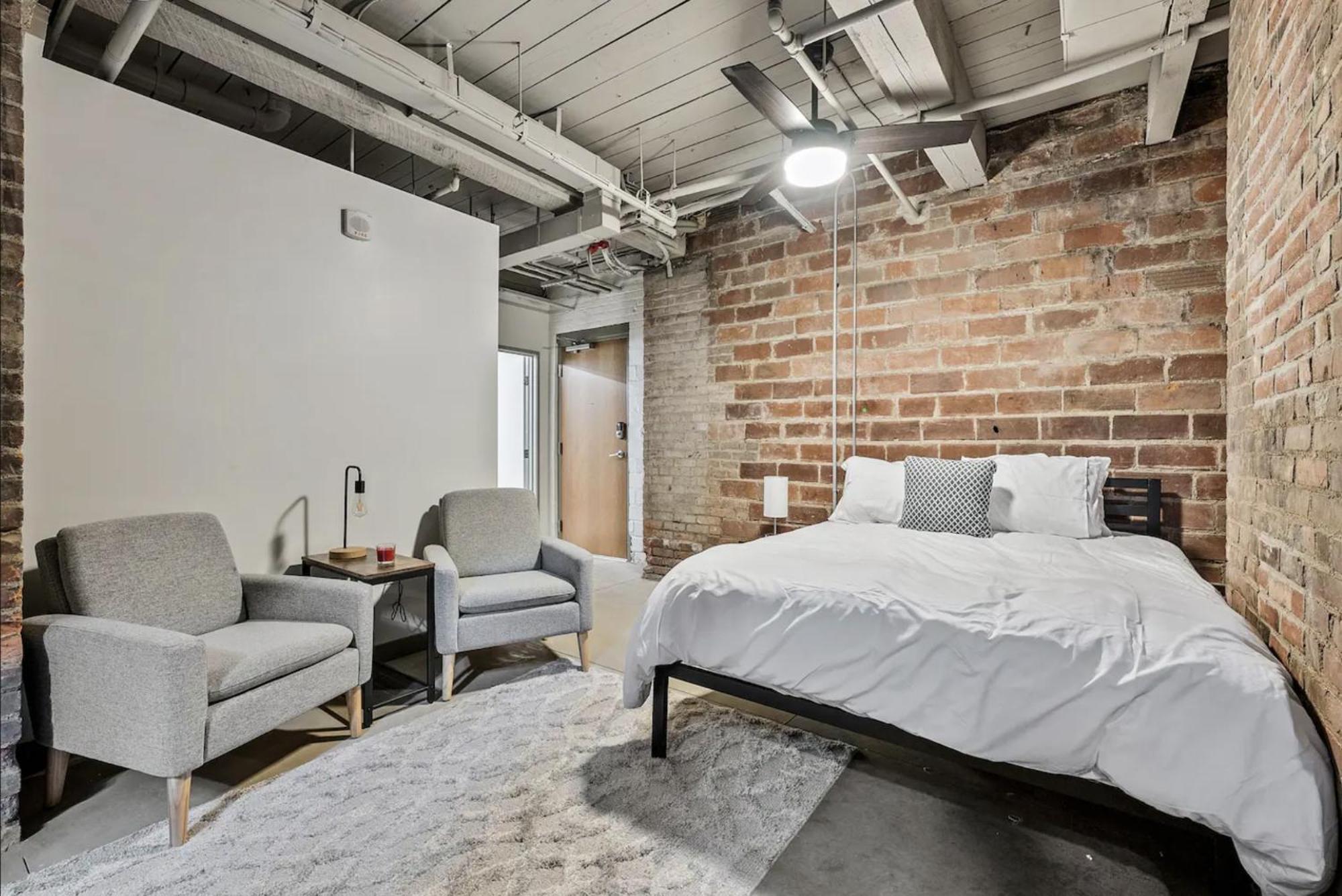 2125 Superior Living * Cleveland