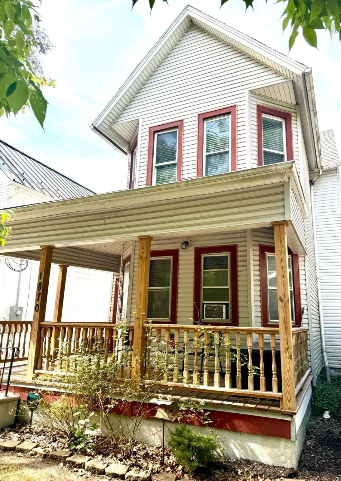 Expansive Charm In Every Corner 7 Bedroom