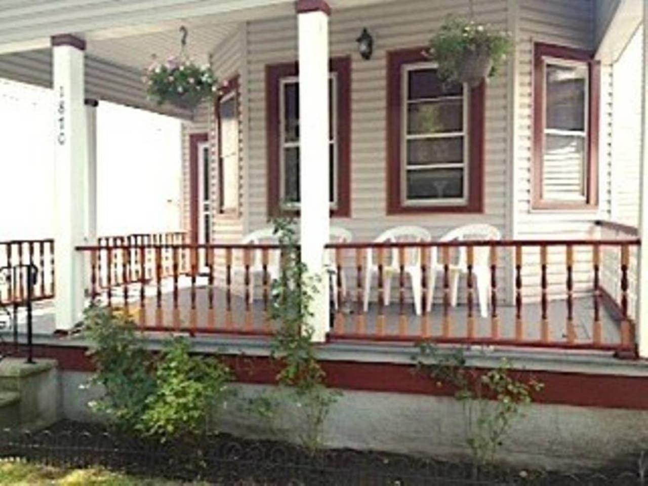 Expansive Charm In Every Corner 7 Bedroom *
