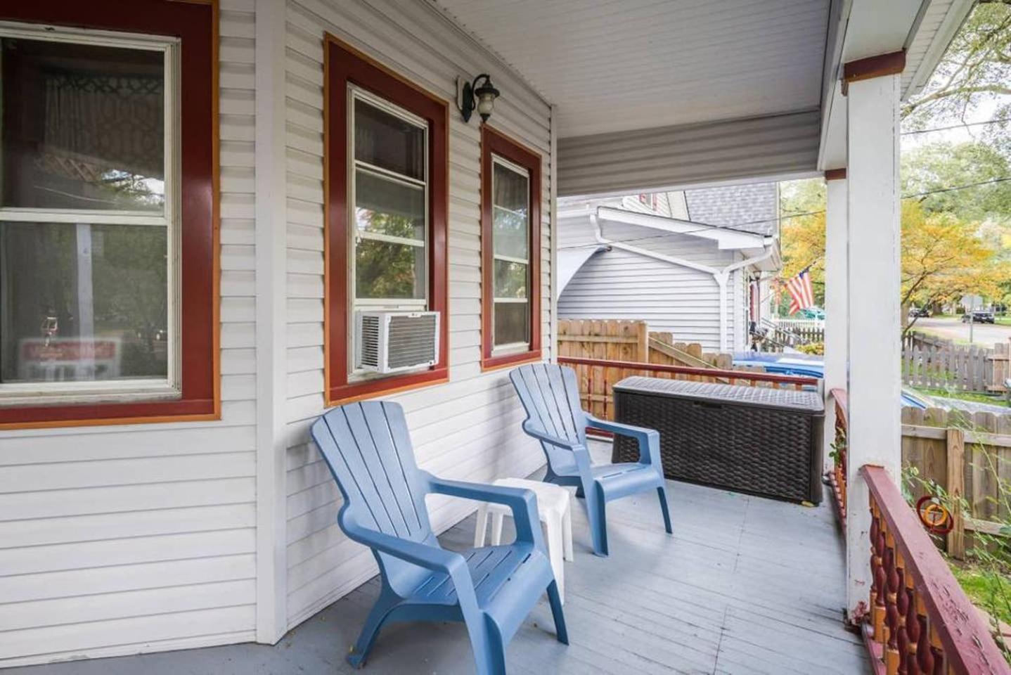 Expansive Charm In Every Corner 7 Bedroom