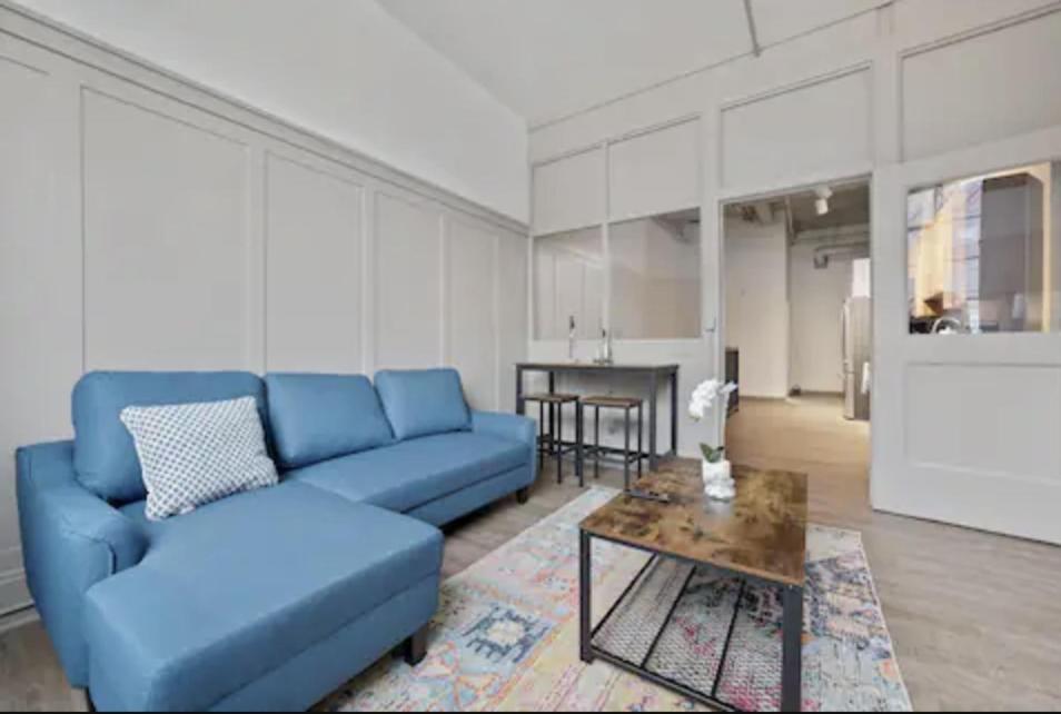 2125 Superior Living * Cleveland