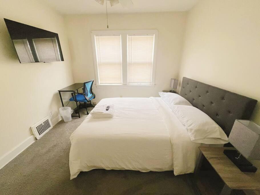 Apartment The Celi House - 2 Bedroom Bath House 10min Downtown & Airport Near Clinic Fairview *