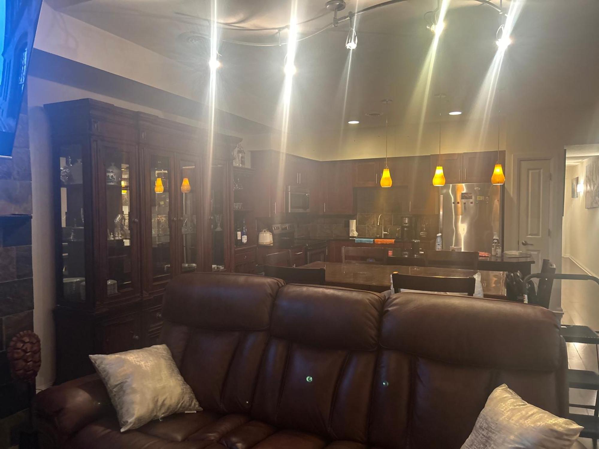Bed & Breakfast In The Lake View Penthouse