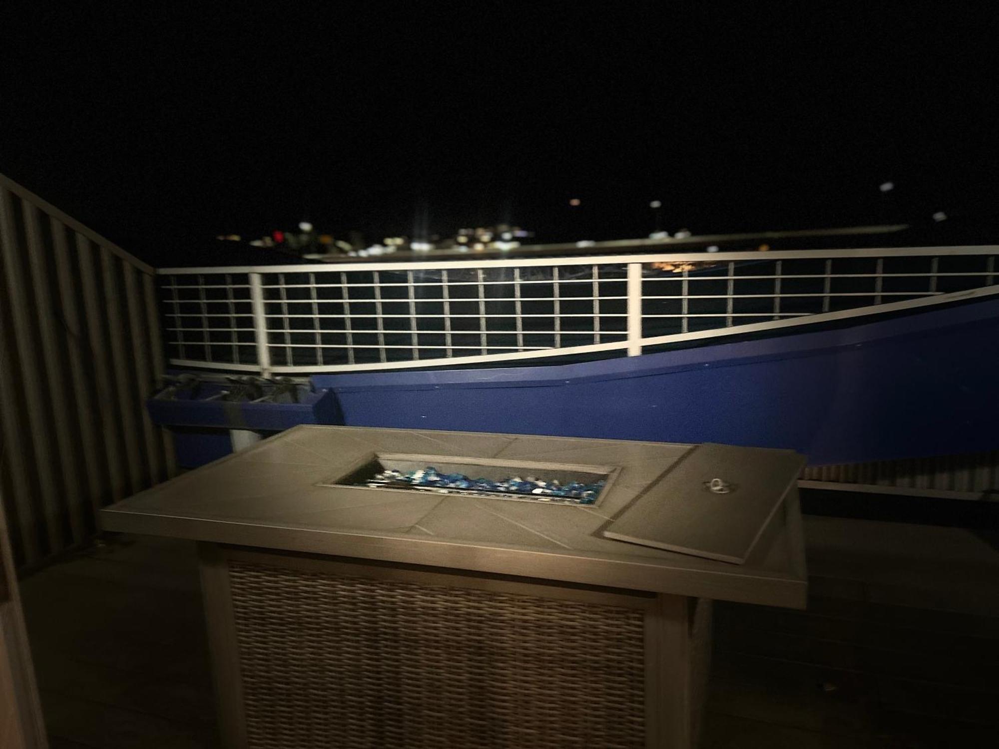 In The Lake View Penthouse * Cleveland