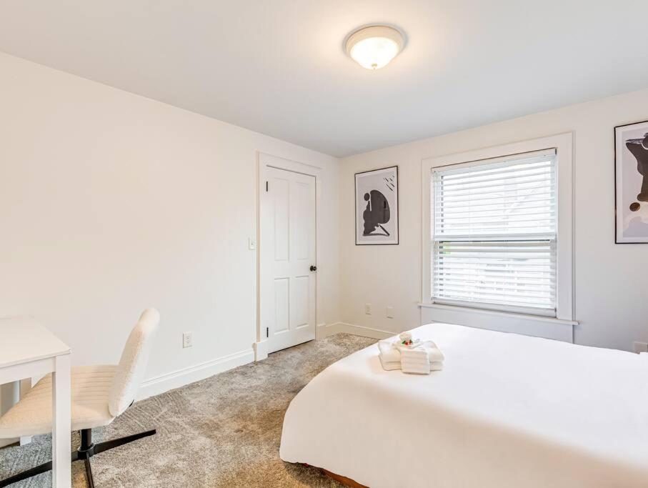Holiday home Upscale Historic Near Downtown, Hall Of Fame, Beach, Arenas Cleveland