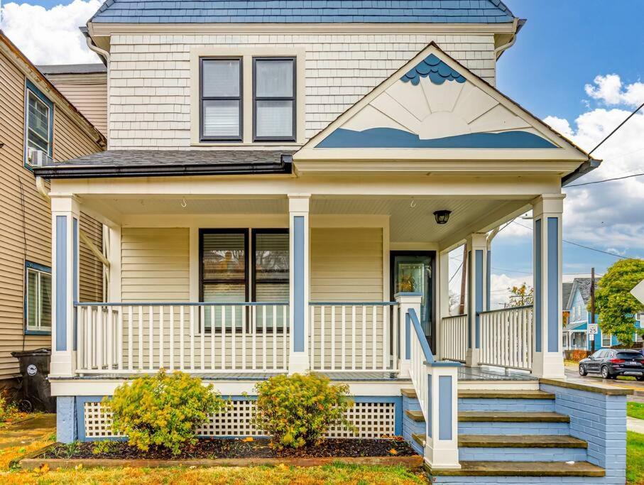 Upscale Historic Near Downtown, Hall Of Fame, Beach, Arenas Cleveland