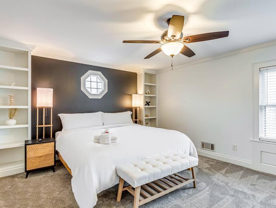 Upscale Historic Near Downtown, Hall Of Fame, Beach, Arenas Holiday home