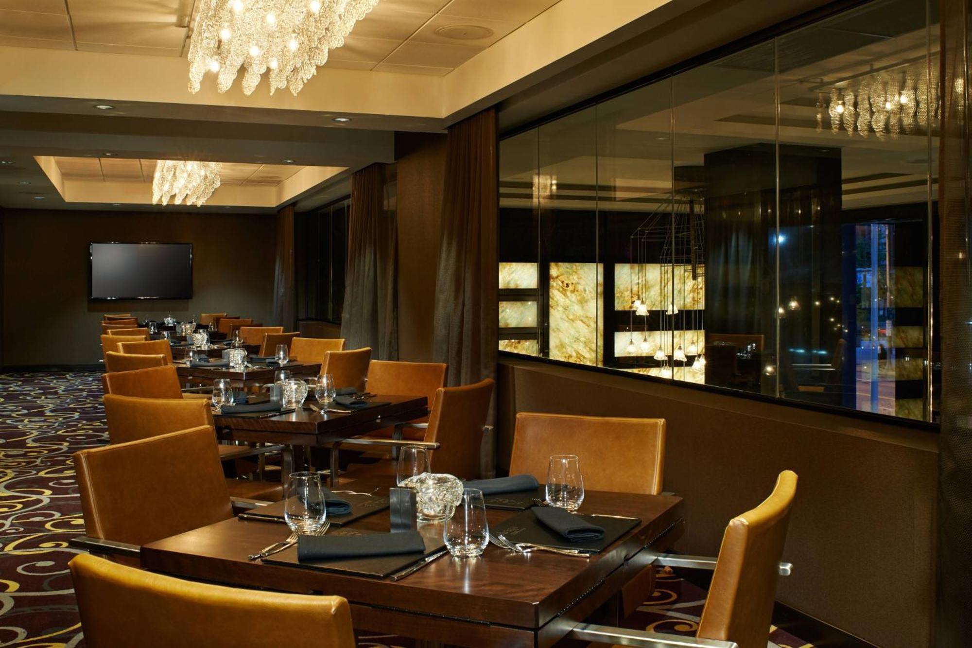 Hotel Metropolitan At The 9, Autograph Collection 5*