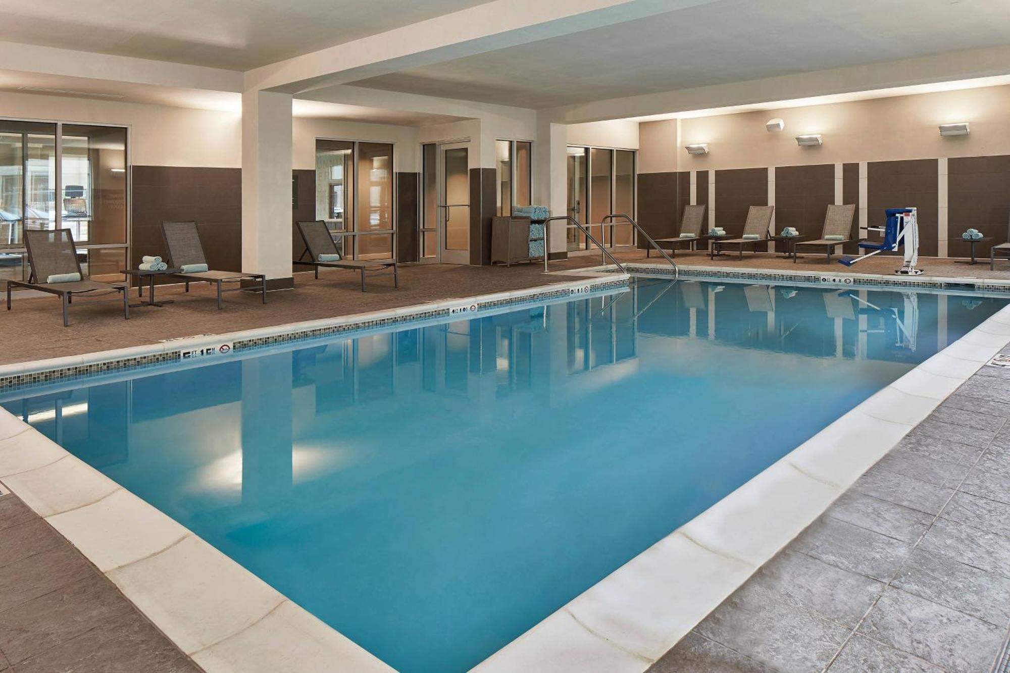 Hotel By Marriott Circle/medical Center Cleveland