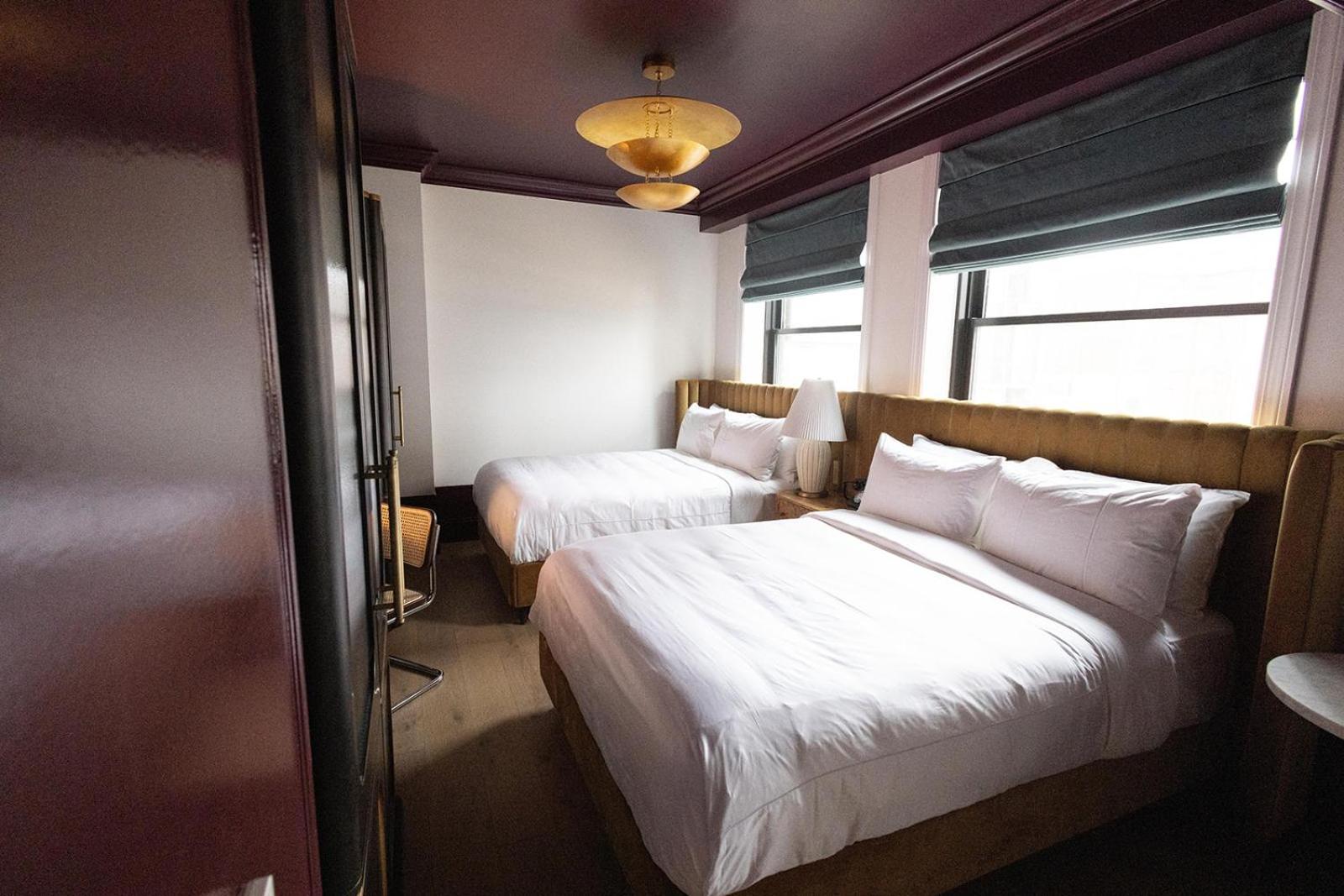 Fidelity Hotel