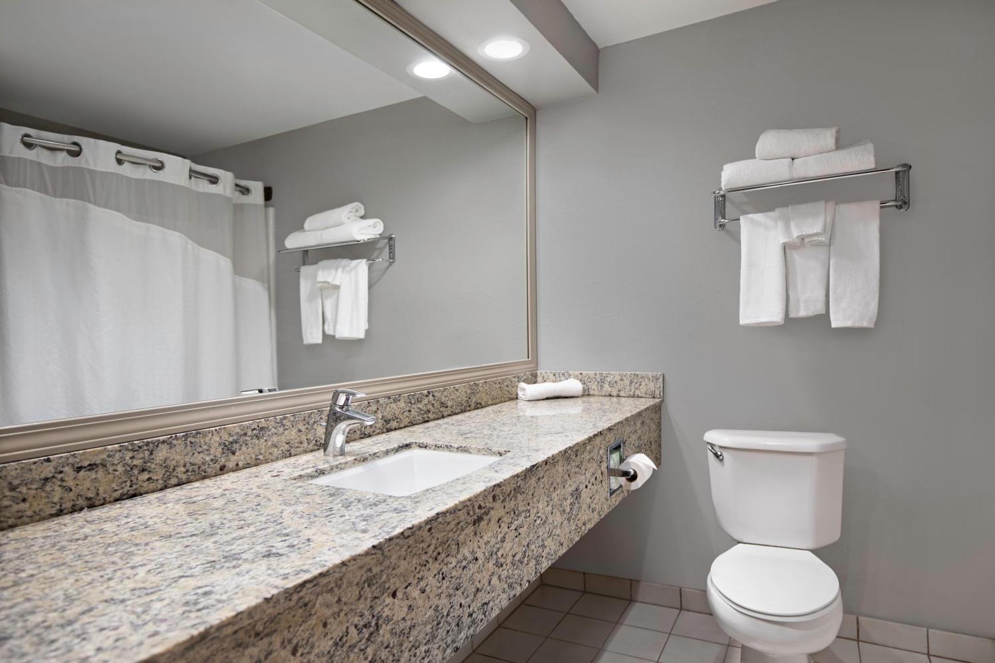 Express Downtown By Ihg 2*