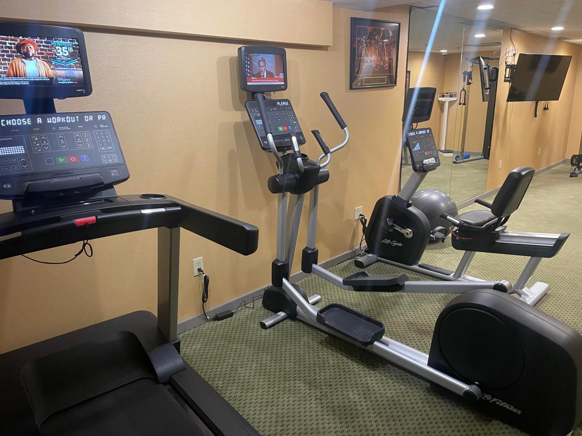 Hotel Express Downtown By Ihg