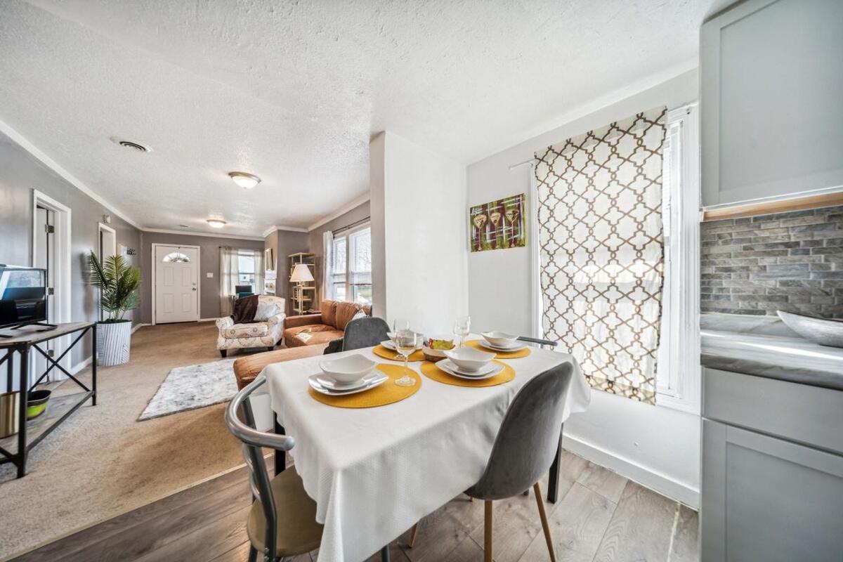 3 Bedroom 1 Bath In Cleveland
