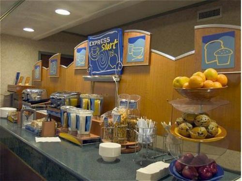 Hotel Express Downtown By Ihg 2*