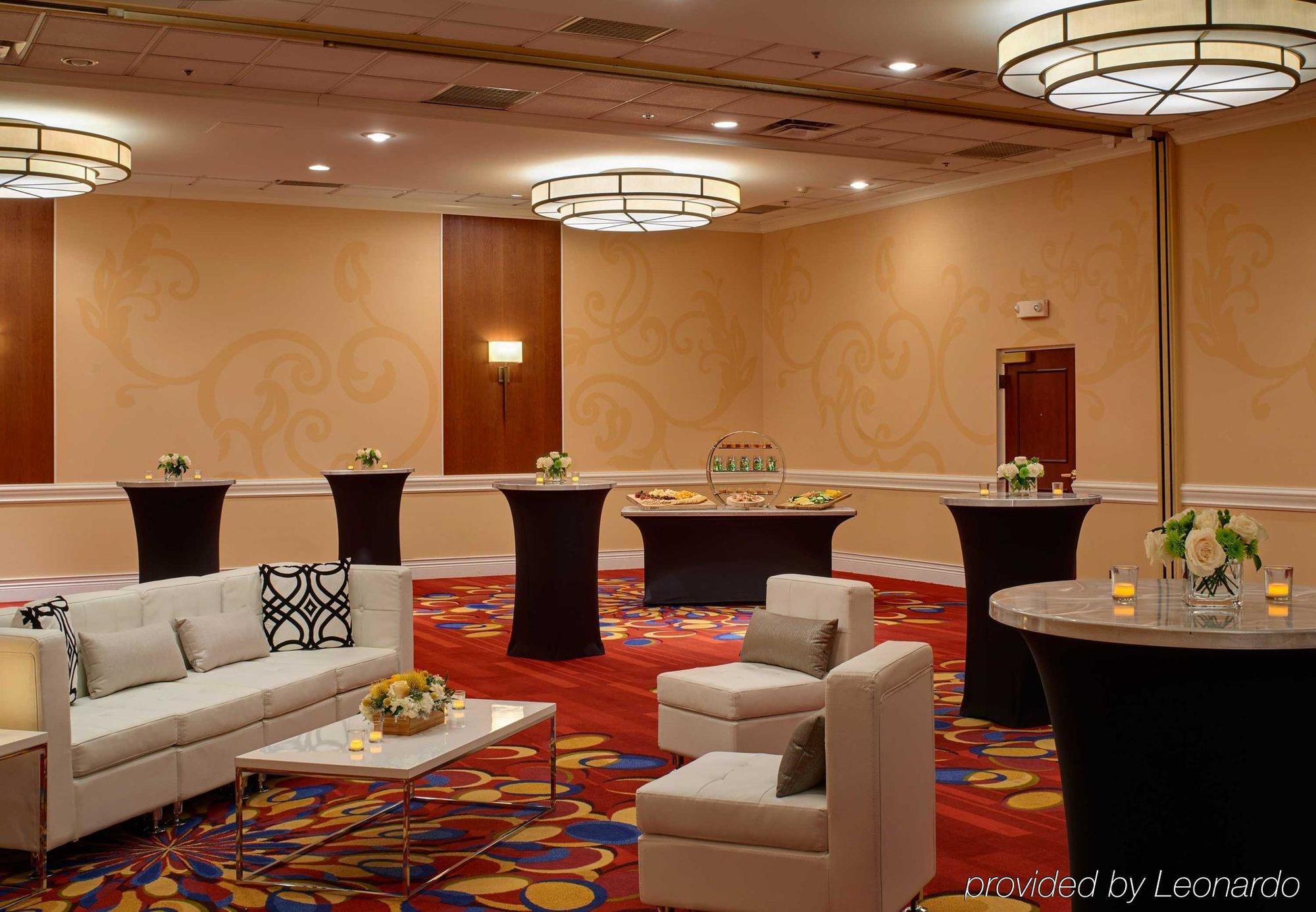Wyndham Airport Hotel
