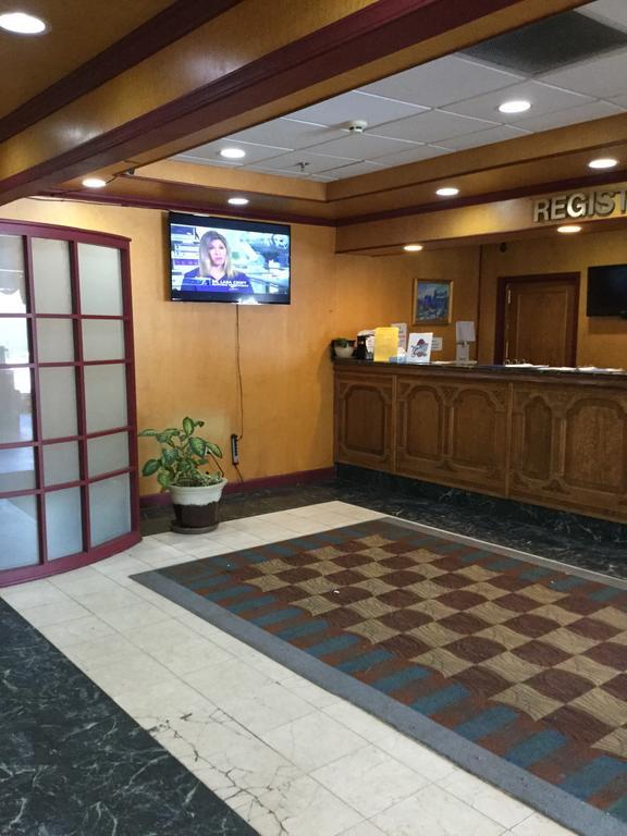 And Hotel