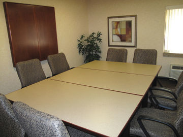 Hotel La Quinta By Wyndham - Airport North Cleveland