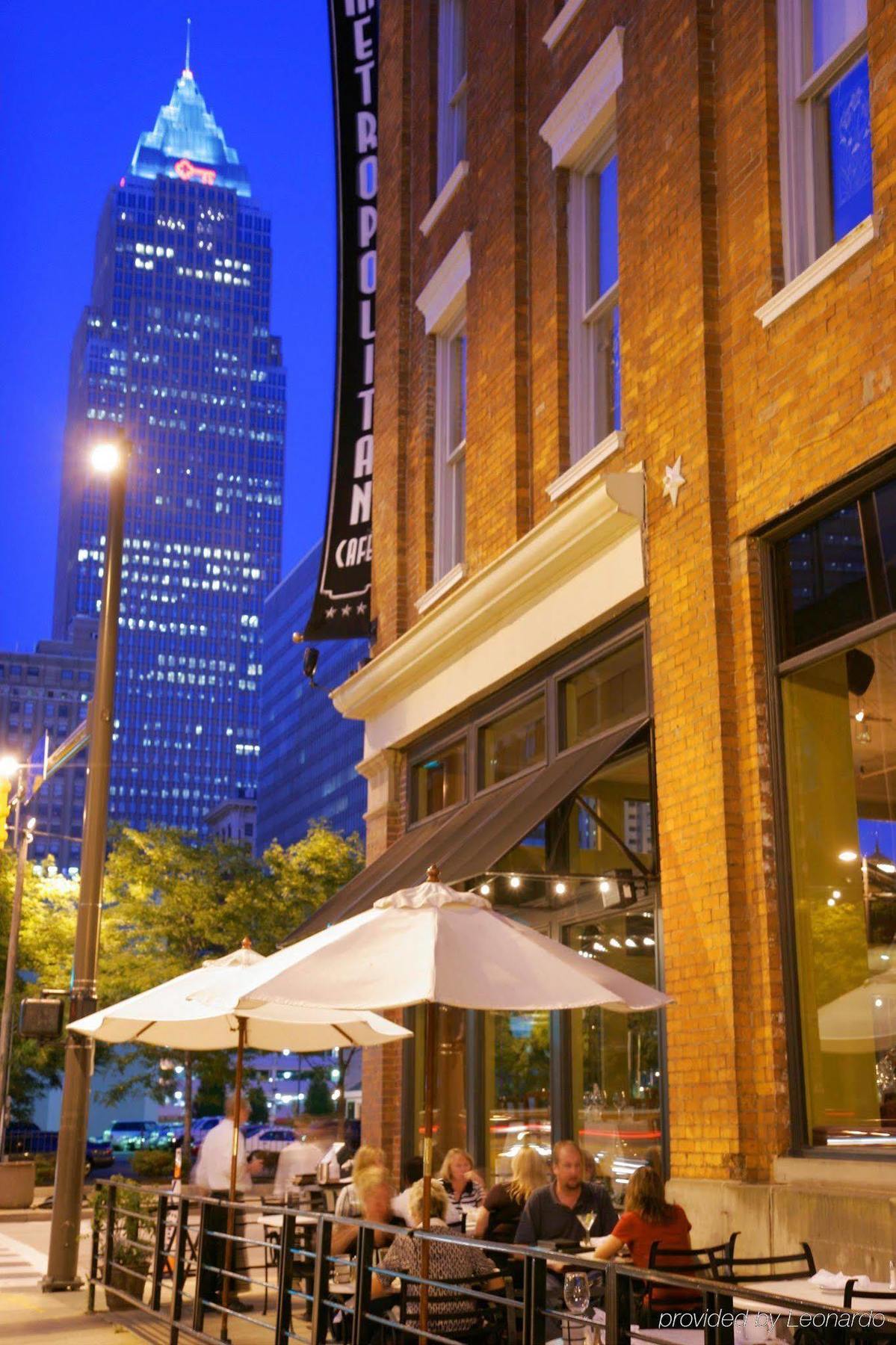 Hilton Garden Downtown 3*