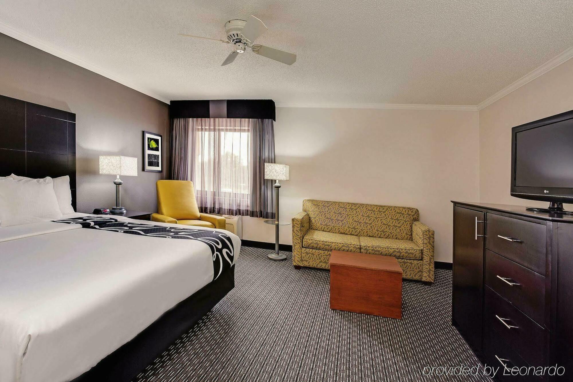 La Quinta By Wyndham - Airport North Cleveland