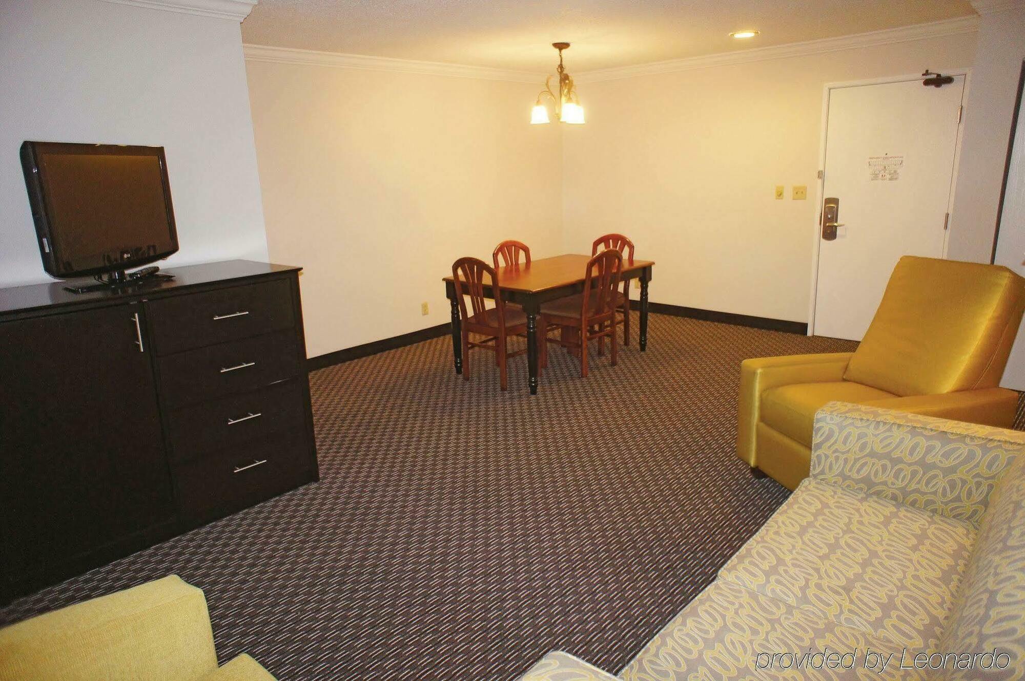 La Quinta By Wyndham - Airport North Cleveland